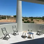 Lorida - Piscine Privee Willa